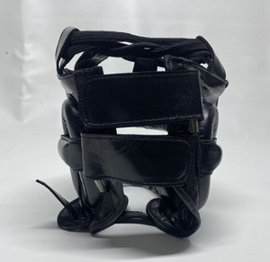 Protector de Cabeza de Cuero de Cara Completa Personalizable de Alta Calidad con Agarres de Cordones, Secado Rápido y Transpirable para Boxeo, Artes Marciales y Fitness - Product Image 4