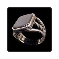 Bague en argent sterling 925 pour homme avec moissanite, finition polie, idéale pour les occasions formelles, décontractées ou de fête