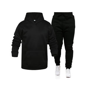 Design unique de haute qualité avec impression de logo personnalisé pour hommes pull-over de survêtement avec matériau personnalisé et flexible pour hommes survêtement - Product Image 1