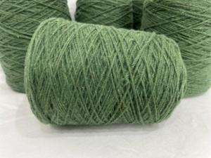 พรมและพรมปูพื้นที่ถักด้วยมือจากเส้นด้ายที่ถักทอและมีลวดลายย้อมสี - Product Image 6