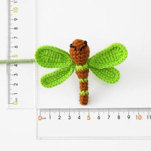 Decoración de Ramas de Libélulas Tejidas a Mano para Verano, Adornos de Ganchillo para Pasteles para Cumpleaños Infantiles, Día del Niño y Fiestas de Boda - Product Image 3