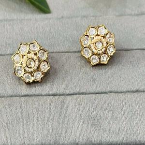 Fantaisie À La Mode Moissanite Polki Boucles D'oreilles Premium Bijoux De Mariée Pour Les Femmes Ethniques Et Occasions De Fête - Product Image 1