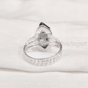 แหวนผู้หญิงประดับเพชรเฮอร์คิเมอร์ดิบธรรมชาติ  วงแหวนเงินแท้ 925 ลายจุด 3 จุด สำหรับงานแต่งงาน คริสต์มาส - Product Image 6