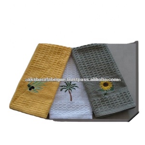 Wholesale 100% Cotton Premium Meita Home Embroidered Custom Logo Tea Towel Set Hanging Custom Printed Waffle Eco-Friendly Towel - Product Image 2