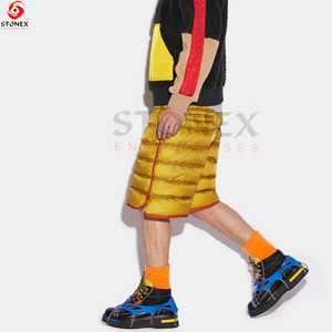 กางเกงขาสั้นขนเป็ดใส่สบายสำหรับผู้ชายผ้าโพลีเอสเตอร์มีคุณสมบัติในการกันน้ำระบายอากาศได้ดีปรับแต่งได้ตาม100% - Product Image 3