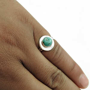 Bague en turquoise naturelle de forme ronde au design moderne, de qualité supérieure, prix de gros, bijoux en argent sterling 925 massif - Product Image 2