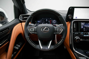 SUV de luxe 2026 Blanc L - LX600 VIP 3.5L V6 bi-turbo, comme neuf, prix attractif, prêt à être expédié - Product Image 2