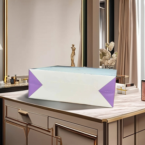 Sacs en papier cadeaux de luxe personnalisés avec sacs de cadeaux de vacances sacs à main pochettes emballage de haute qualité pour les cadeaux de vêtements - Product Image 5