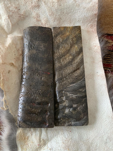 Manche de couteau en corne de bélier sculpté à la main |   Écailles de corne naturelle authentiques de forme irrégulière pour les fabricants de couteaux - Product Image 2