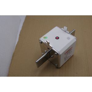 Электронный предохранитель типа NH2UD69V500PV, эффективная защита, керамический предохранитель 500A 690V для предохранителей, промышленные предохранители - Product Image 5