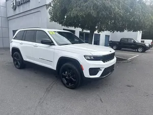 Jeep Grand Cherokee Altitude 2023 - Product Image 6