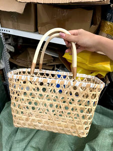 Cesta de regalo de bambú de alta calidad Cesta hecha a mano de bambú Artesanías de precio más bajo - Product Image 6