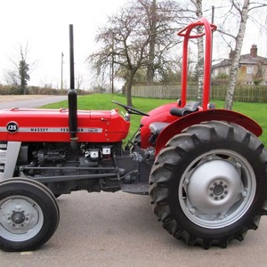 รถแทรกเตอร์เดินตาม Massey Ferguson 135 ขับเคลื่อน 4 ล้อ สำหรับงานเกษตร มีทั้งมือสองและรถใหม่ - Product Image 3