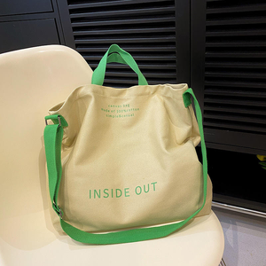 Bolso bandolera de lona con diseño de rayas y logotipo personalizado de gran capacidad de calidad superior para mujer, bolso de compras con bolsillos laterales - Product Image 2