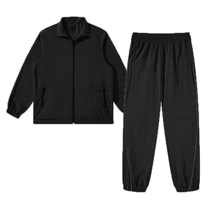 Ensemble de survêtement coupe-vent deux pièces pour homme avec veste zippée et jogger Ensemble coupe-vent personnalisé respirant et confortable - Product Image 2