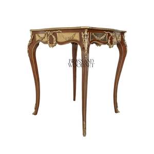 Table d'appoint carrée de style français de luxe avec incrustation florale élaborée et montures en laiton doré antique pour la décoration de palais - Product Image 4