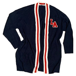 Suéteres Personalizados de Moda con Cuello en V, Tejidos en 100% Algodón, Suéteres Personalizados para Universidad y Colegio, Cárdigans - Product Image 1