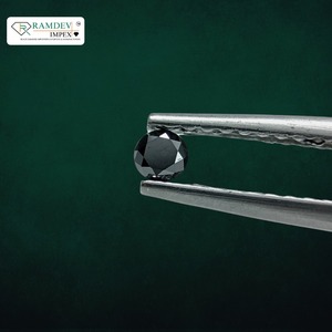 Top Choice 1,35-1,45mm Corte de diamante redondo original tratado en negro Calidad Premium, acabado brillante, perfecto para joyería fina - Product Image 1