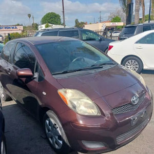 รถยนต์มือสองคุณภาพดีราคาประหยัด ปี 2010 โตโยต้า ยาริส พวงมาลัยซ้าย - Product Image 1