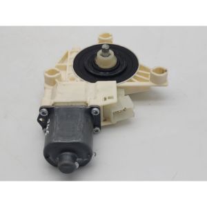 MOTORINO RAISING AVANT GAUCHE MERCEDES Classe B (W242) A2469065100 (12>14) - Product Image 3