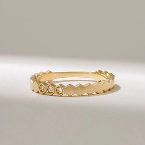 Anillo de Boda Nupcial Chapado en Oro Blanco de 14 Quilates de Lujo, Corte Redondo, 3 Piedras de Moissanita, Regalo de Aniversario para Chica - Product Image 1