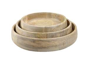 Un producto de utensilios de cocina hecho de madera de primera calidad utilizado para servir comida, conocido como tazón. - Product Image 3