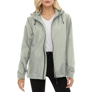 Nueva llegada 2025 mujeres cortavientos con capucha transpirable a prueba de viento impermeable chaqueta de lluvia chaquetas de mujer personalizadas - Product Image 2