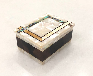 Elegant <b>Mother</b> of Pearl Inlaid Jewelry Storage Box | Luxury Handmade Wooden Keepsake Box for Gift - Product Image 6