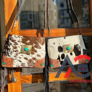 Sac à bandoulière à frange en cuir avec fourrure en cuir, fait à la main, Style Boho, sacs en cuir sculpté et pierre Turquoise, nouveau Style occidental - Product Image 1