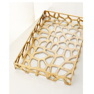 Bandeja decorativa de METAL para decoración navideña, bandeja dorada para servir, hecha a mano - Product Image 5