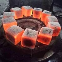 Briquettes de charbon de bois de coquille de noix de coco de haute qualité 1kg 64 pièces charbon de bois naturel de barbecue Shisha narguilé pour l'exportation