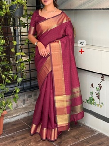 Sari en soie d'Assam pour femme, tissé jacquard Zari, avec bordure de pallu et franges de chemisier, fabriqué en Inde, en stock - Product Image 2