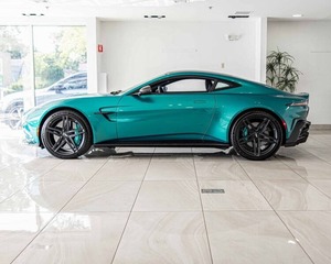 Aston Martin Vantage 2025 de Construcción Estándar - Product Image 4
