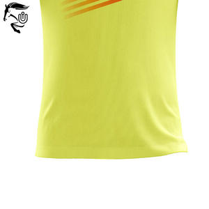 Camisetas de fútbol de poliéster ligeras de alta calidad para adultos disponibles en diferentes tamaños - Product Image 2