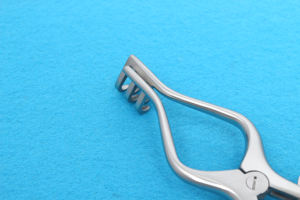 Retractor Weitlaner de acero inoxidable de alto grado 2x3 puntas 110mm, Retractor Weitlaner certificado CE - Product Image 5