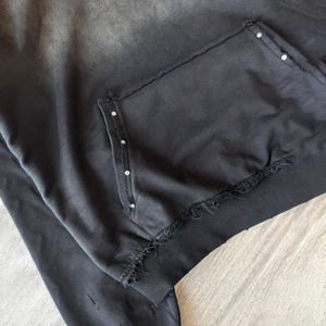 2026 New Arrival Custom Vintage Screen Printing 400 GSM 100% Cotton Embroidered Pocket Heavyweight Acid Washed Pullover - Product Image 5