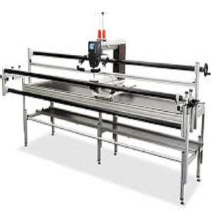 NOUVEAU TOP VENTE MACHINE À COUDRE INFORMATISÉE PROGRAMMABLE BERNINAS Q24 À TRIPLE AIGUILLE, COMPOSANTS EN PLASTIQUE ET FER, 1000 TR/MIN, NEUVE - Product Image 1