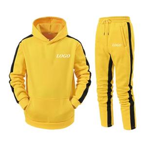 Conjunto de Sudadera con Capucha y Pantalones Deportivos Colorblock para Hombre, Talla Grande, con Bordado de Logotipo y Estampado en Caliente, Manga Larga, 2 Piezas - Product Image 1