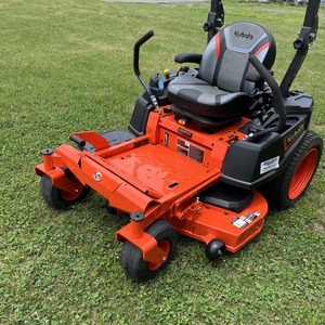 เครื่องตัดหญ้าแบบ Zero Turn รุ่น Kubota Z242KW-48 ใช้เครื่องยนต์เบนซิน ขนาด 48 นิ้ว - Product Image 4
