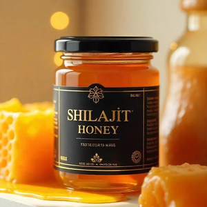 Resina pura del Himalaya Shilajit Honey Fusion y sabrosos cucharones de miel para el bienestar diario envasados en botella - Product Image 1