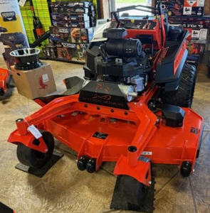 กำลังมองหาเครื่องตัดหญ้าแบบยืนขับ Zero Turn Revolt X ประสิทธิภาพสูง ออกแบบมาเพื่อมืออาชีพ พร้อมจำหน่ายแล้ว - Product Image 1