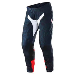 Équipement de moto pour hommes, combinaison de protection durable et légère pour la course, tenue élégante et sécurisée pour le plaisir de la moto en plein air - Product Image 5