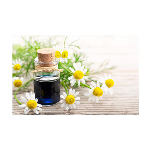 Huile allemande bleue de camomille pure de bonne qualité huile de parfum de camomille d'aromathérapie au prix le plus bas - Product Image 1