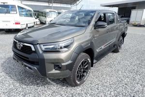 Voiture d'occasion de qualité et abordable, TO-YO-TA HI-LUX RE-VO 2021, conduite à droite - Product Image 3