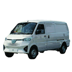 Sedán Usado 2023 con Volante a la Izquierda, Automático, Interior Claro de Alta Calidad, Buen Estado, Euro V - Product Image 2