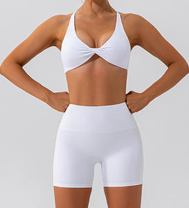 Otoño Mujer Fitness Deportes Gimnasio Ropa deportiva Entrenamiento 2 piezas Conjuntos Sujetador Top y Leggings Logo Conjunto de yoga corto - Product Image 3