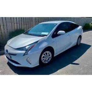 Toyota Prius con título limpio y gran MPG - Product Image 4