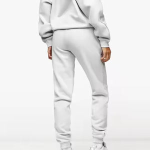 2025 sudaderas con capucha de punto sólido informal para mujer conjuntos de mujer Sudadera con capucha personalizada chándales de mujer ropa de calle de alta calidad - Product Image 4