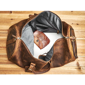 Bolsa de Viaje de Fin de Semana de Cuero con Cierre de Cremallera y Correa Ajustable, Color Marrón - Product Image 6