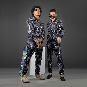 Chándal Sublimado de Marca Privada, Fabricación OEM, Personalizado, Informal, Sólido, Elegante, Ropa Urbana, Tejido Suave, Secado Rápido, a la Moda - Product Image 2